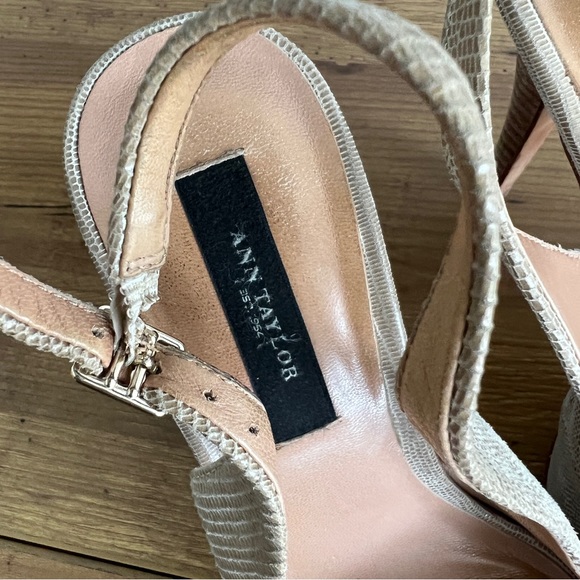 Ann Taylor heels - Picture 5 of 10